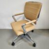 Bürostuhl_crossline prime_Leder_Curry_Aluminiumfuß_poliert_schräg