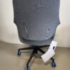 Bürostuhl_se:mission_Rückenpolster_grau_Sitzpolster_grau_Kunststofffuß_schwarz_hinten