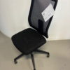 Bürostuhl_se:do pro light 2_membran_schwarz_Sitzpolster_schwarz_Kunststofffuß_schwarz_schräg