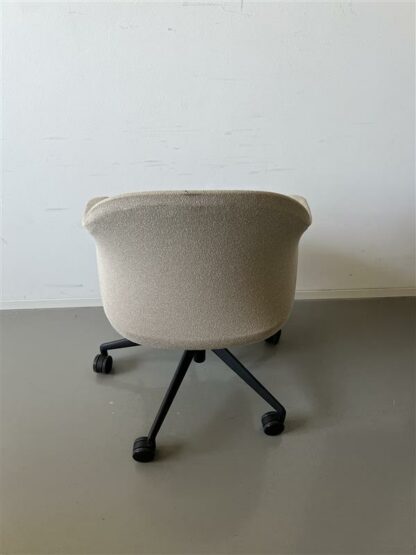 Bürostuhl_se:flair_membran_beige_Sitzpolster_beige_Kunststofffuß_schwarz_hinten