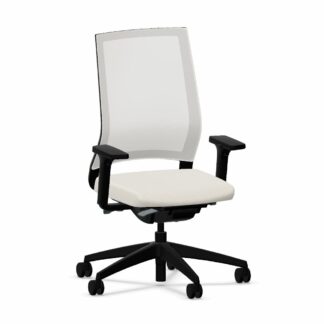Bürostuhl_Quarterback _2_ mit Membranrücken_Farbe_weiß_Gestellfarbe_schwarz_titelbild